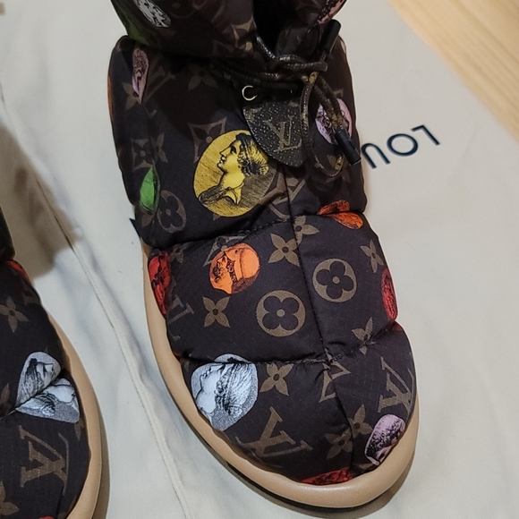 Louis Vuitton Pillow Water Repellent Monogram Boot Fornasetti Capsule Edition - Picture 14 of 17